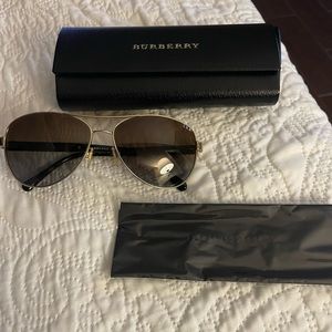 Burberry aviators 3080